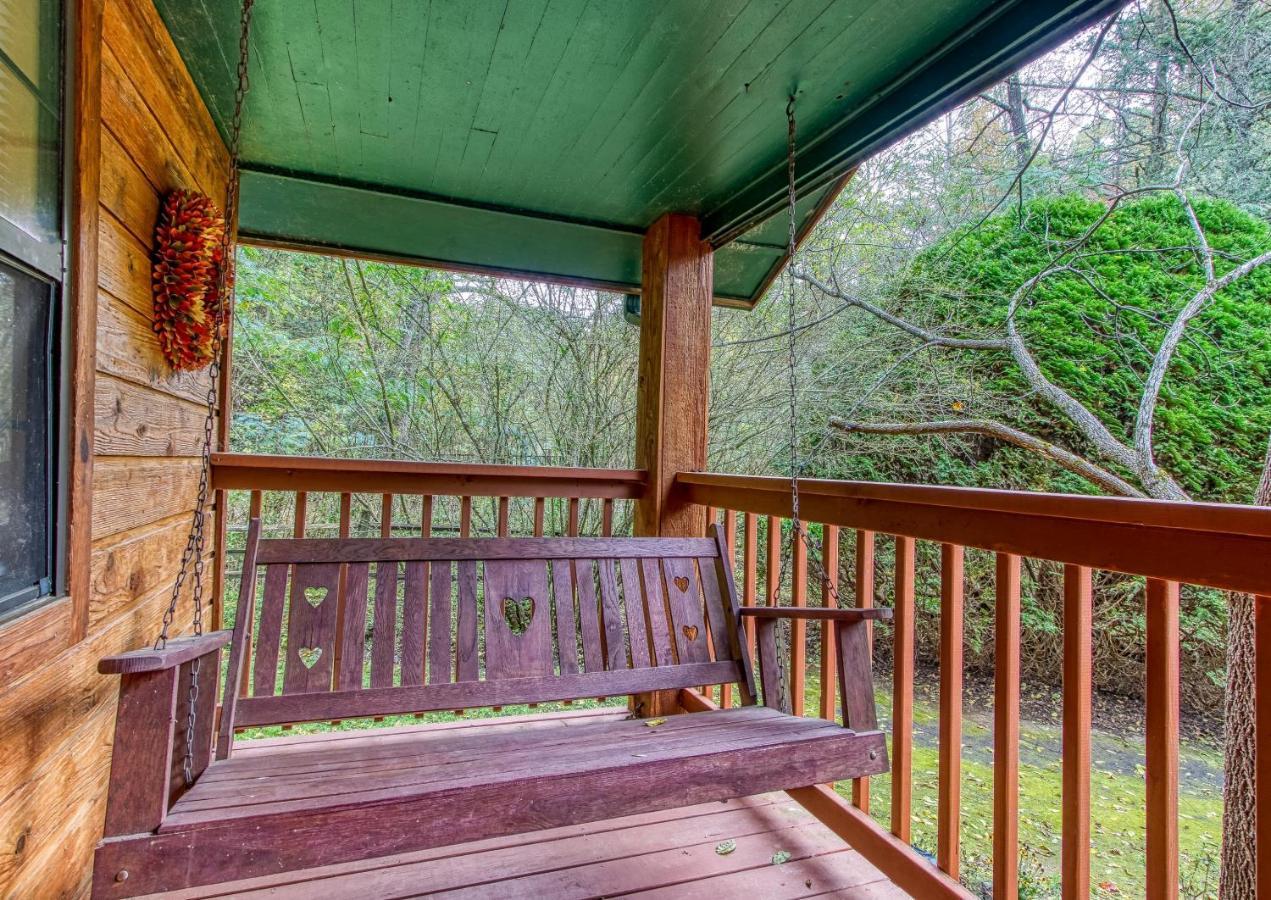 Cozy Creek Cabin Pigeon Forge Exteriör bild